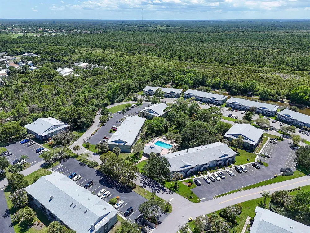 8387 SE Croft Circle #Q3 Hobe Sound, FL 33455