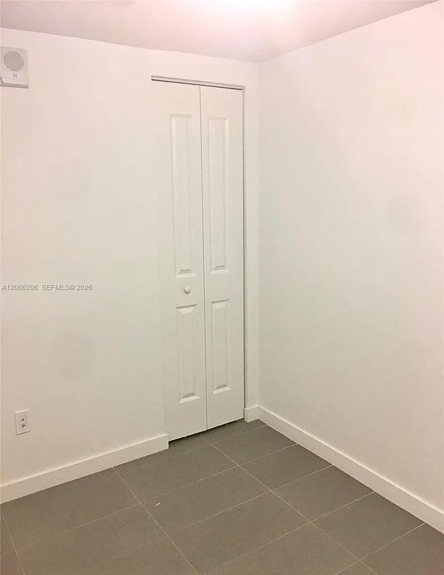 1600 NE 1st Ave #1512 Miami, FL 33132