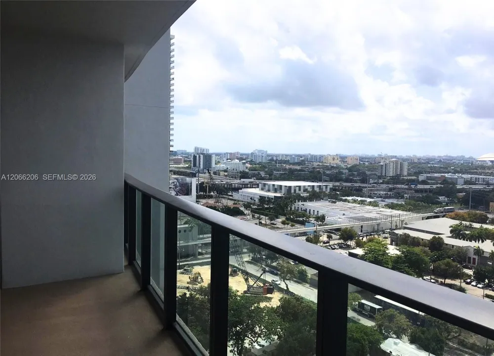 1600 NE 1st Ave #1512 Miami, FL 33132