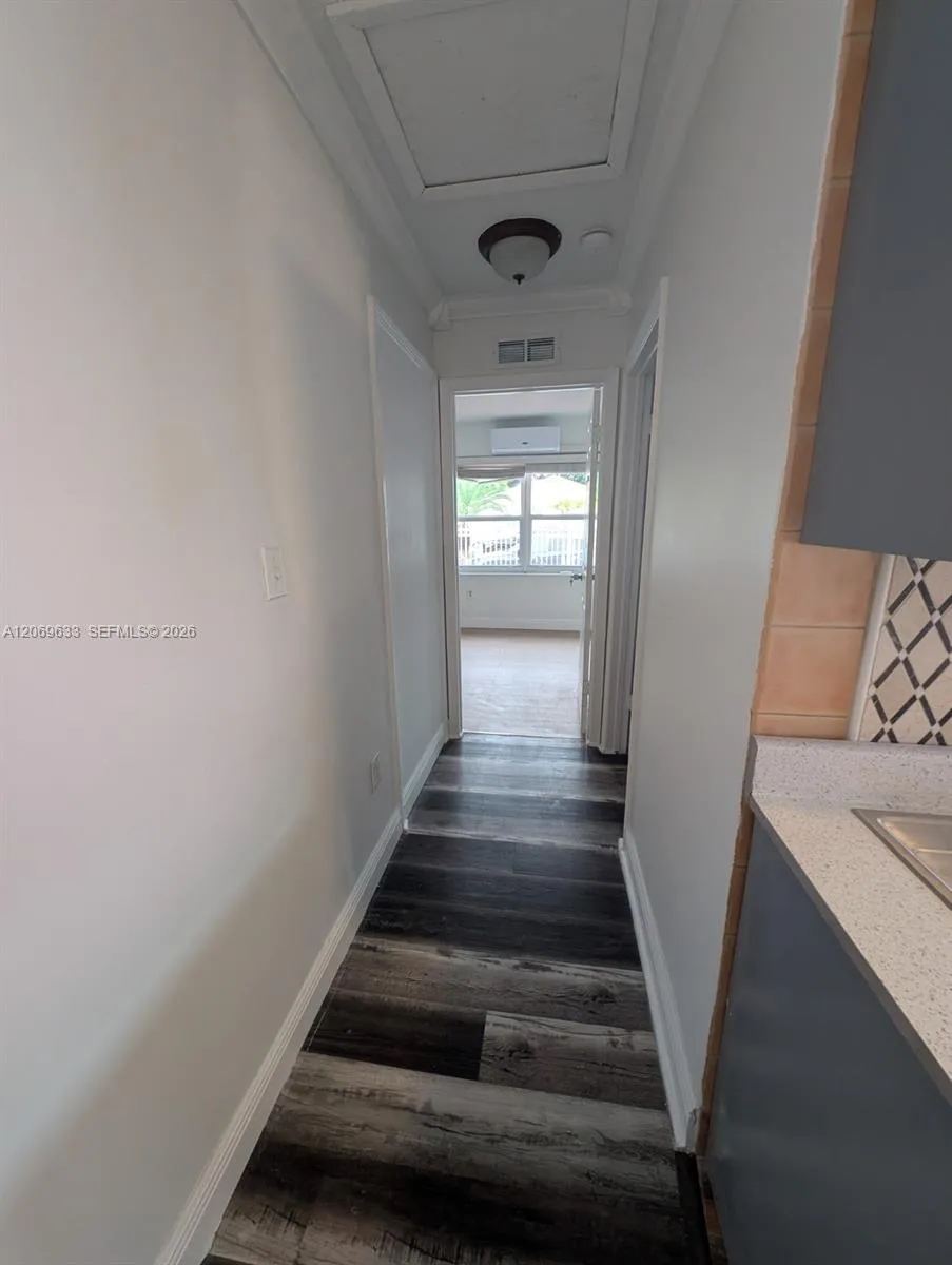 11879 SW 208th Ter Miami, FL 33177