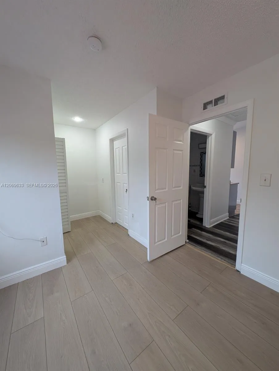11879 SW 208th Ter Miami, FL 33177