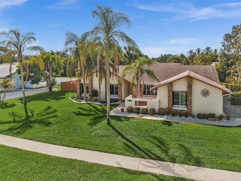 18232 S 104th Ter S