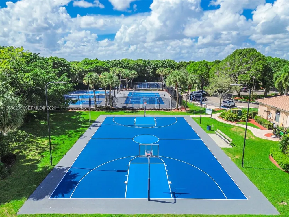 15533 SW 19th St Miramar, FL 33027