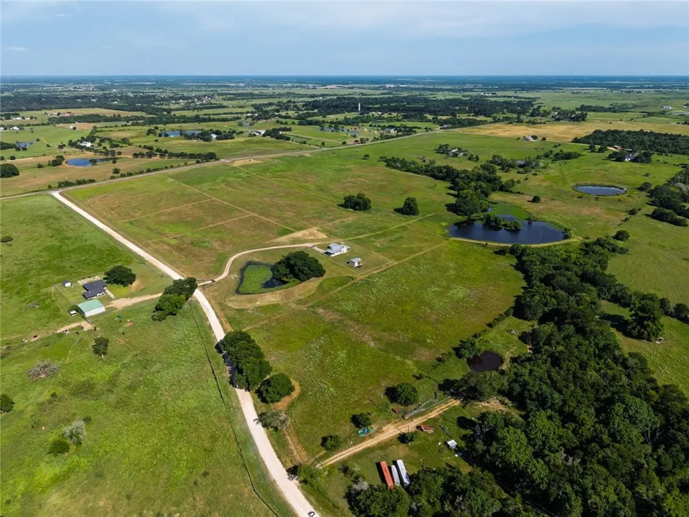 8531 Tottenham Road Chappell Hill, TX 77426