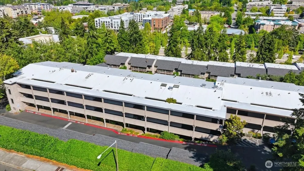2920 76th Avenue SE #211 Mercer Island, WA 98040