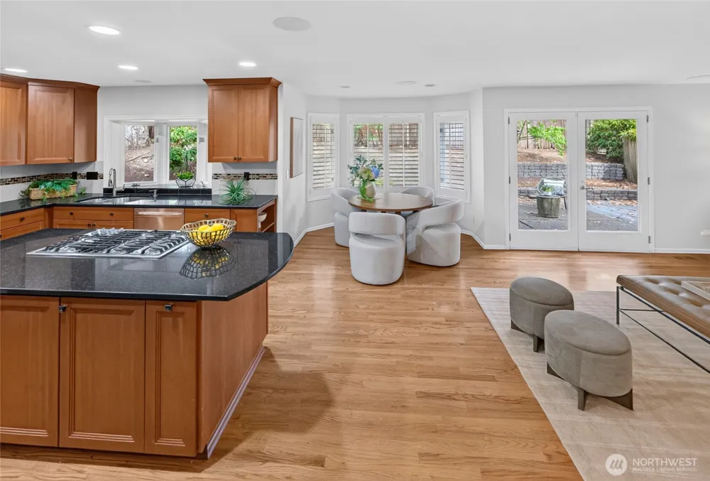 1010 106th Avenue SE Bellevue, WA 98004