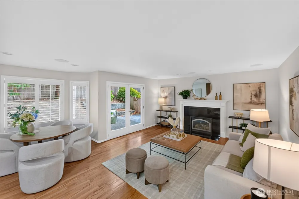 1010 106th Avenue SE Bellevue, WA 98004