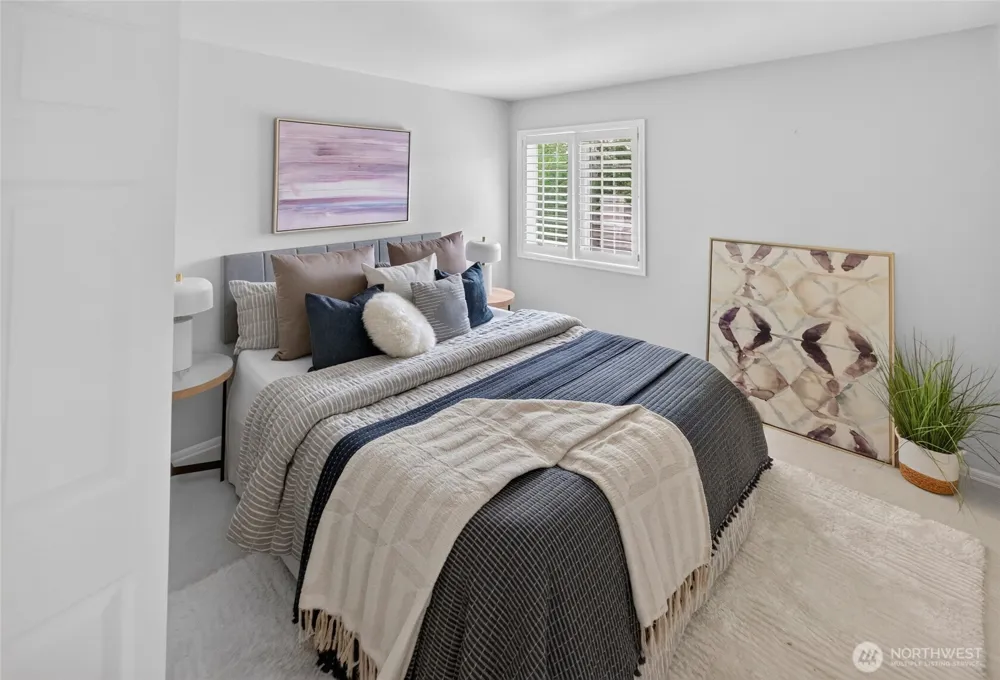 1010 106th Avenue SE Bellevue, WA 98004