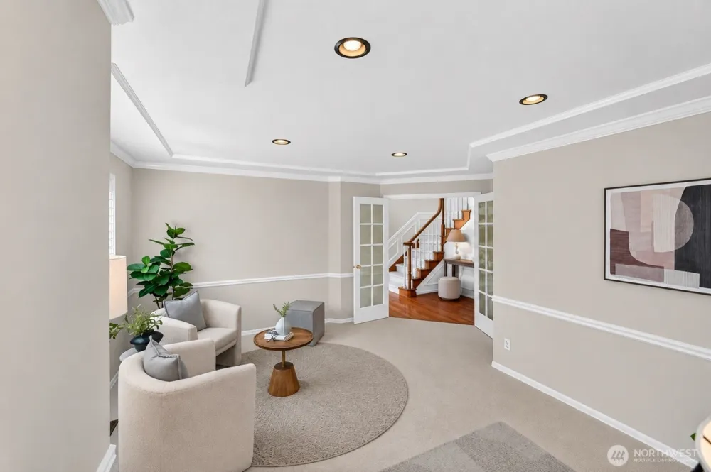 1010 106th Avenue SE Bellevue, WA 98004