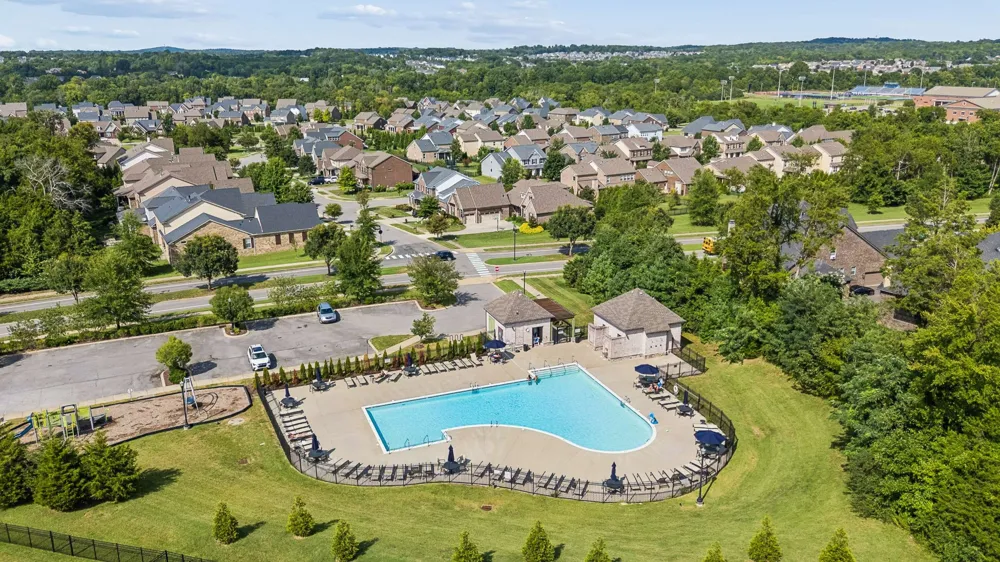 2049 Belsford Dr Nolensville, TN 37135