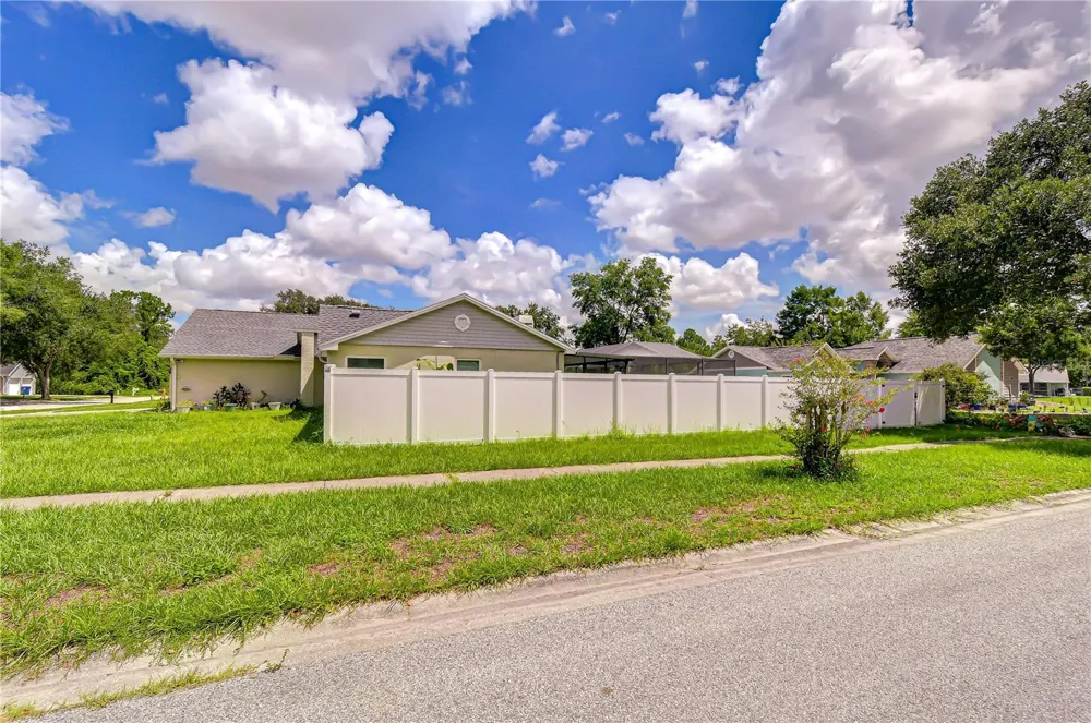 1108 DOCKSIDE DRIVE Lutz, FL 33559