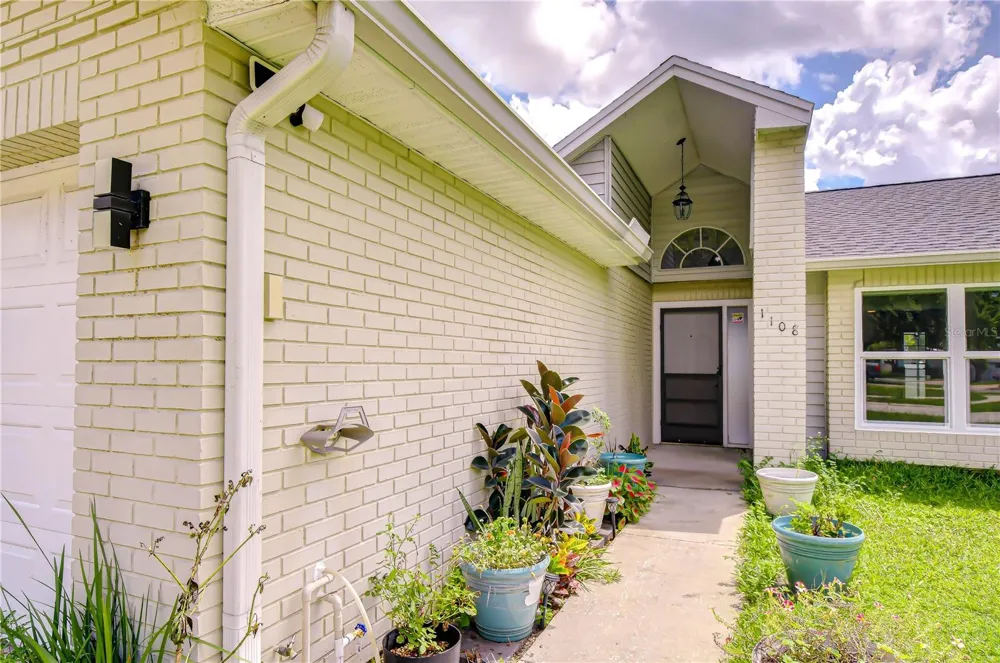 1108 DOCKSIDE DRIVE Lutz, FL 33559