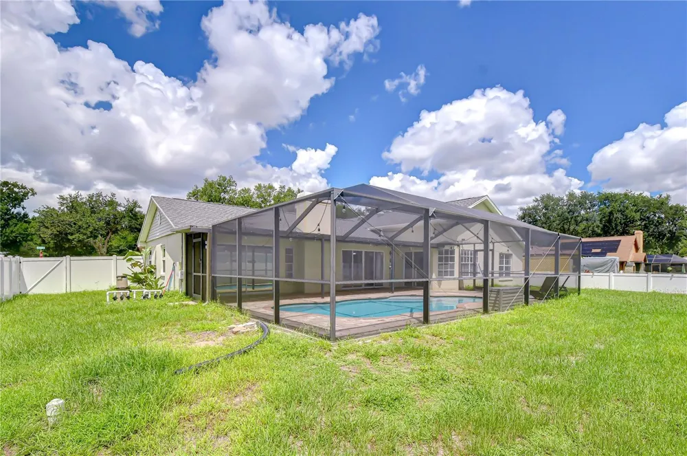 1108 DOCKSIDE DRIVE Lutz, FL 33559
