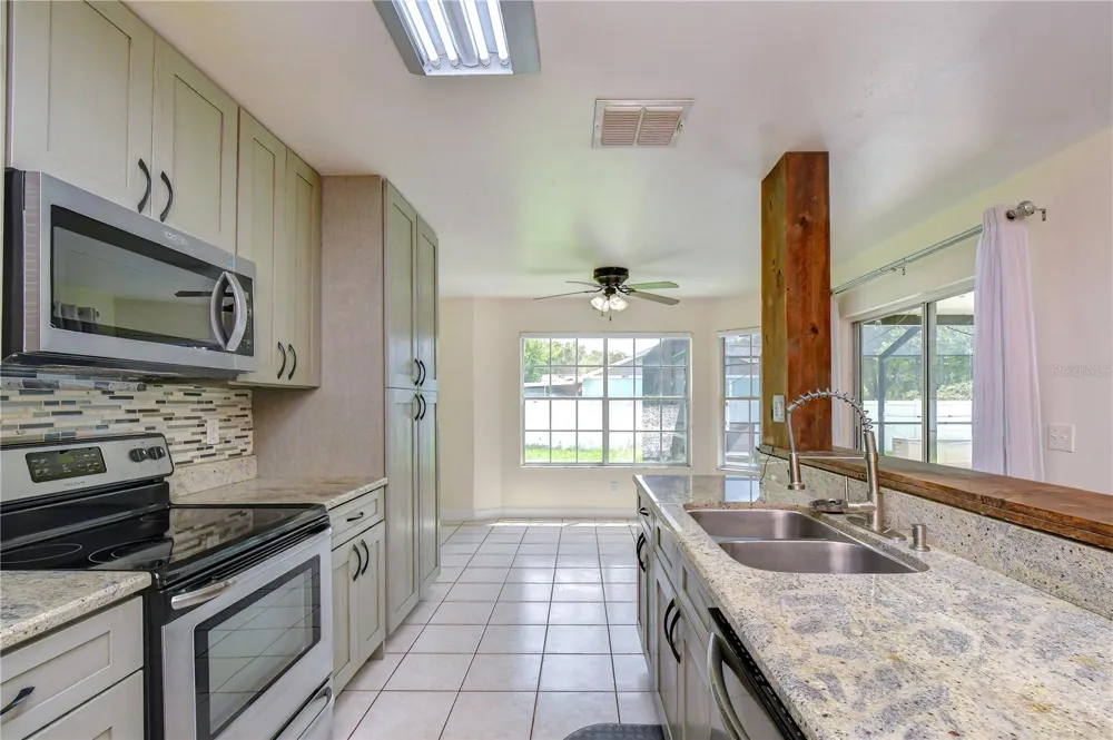 1108 DOCKSIDE DRIVE Lutz, FL 33559