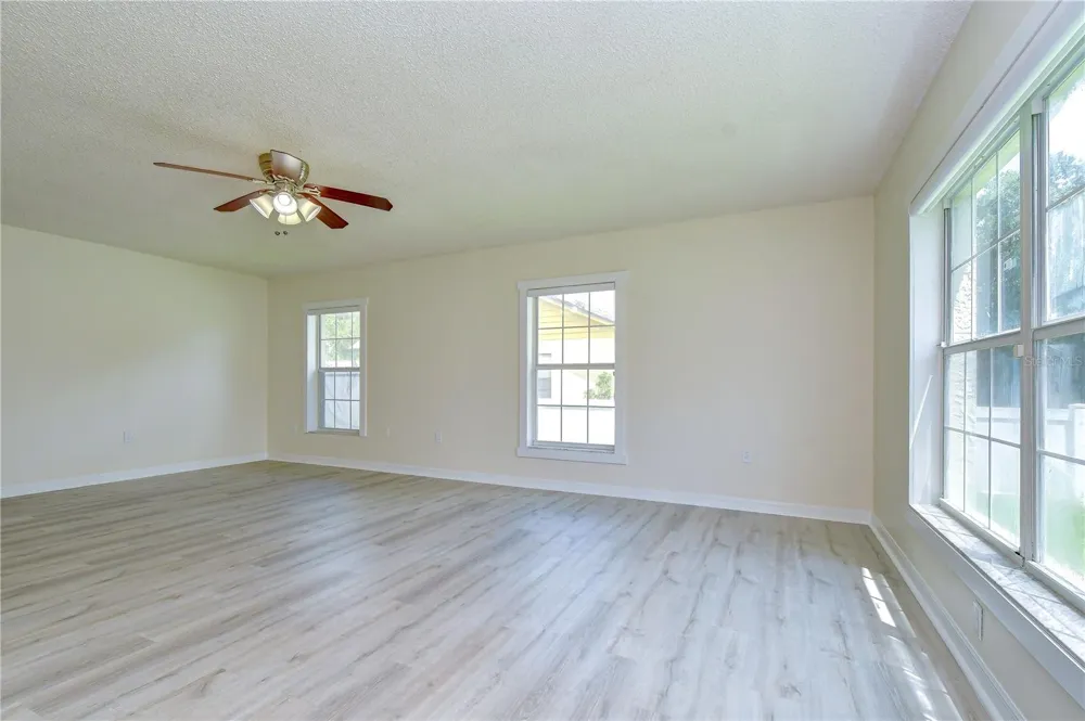 1108 DOCKSIDE DRIVE Lutz, FL 33559