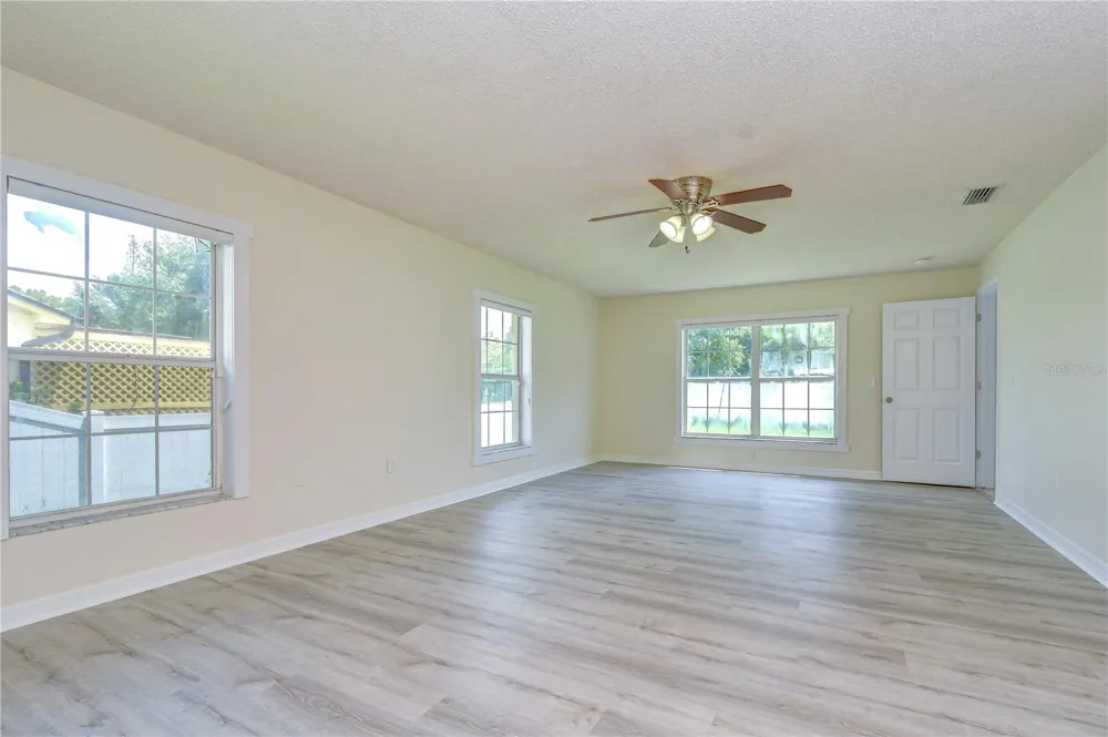 1108 DOCKSIDE DRIVE Lutz, FL 33559