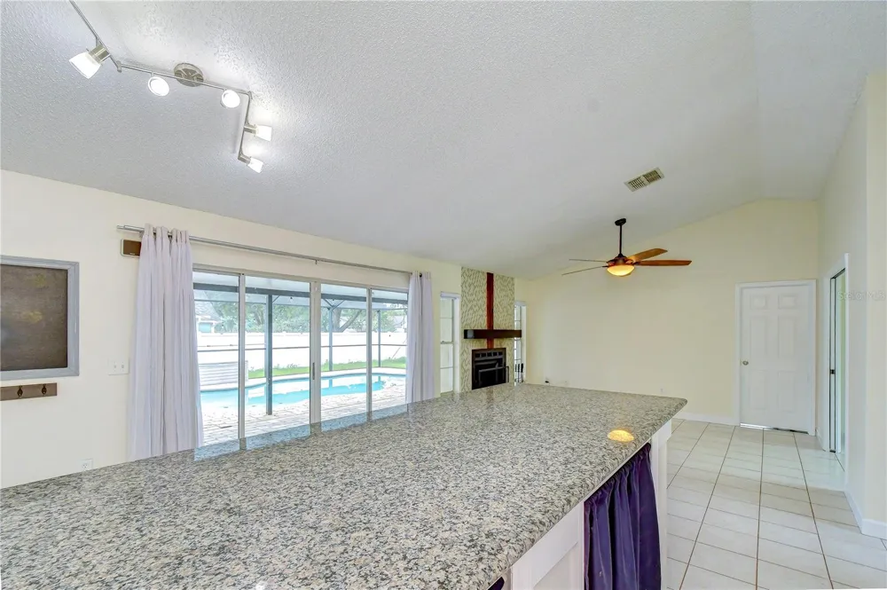 1108 DOCKSIDE DRIVE Lutz, FL 33559