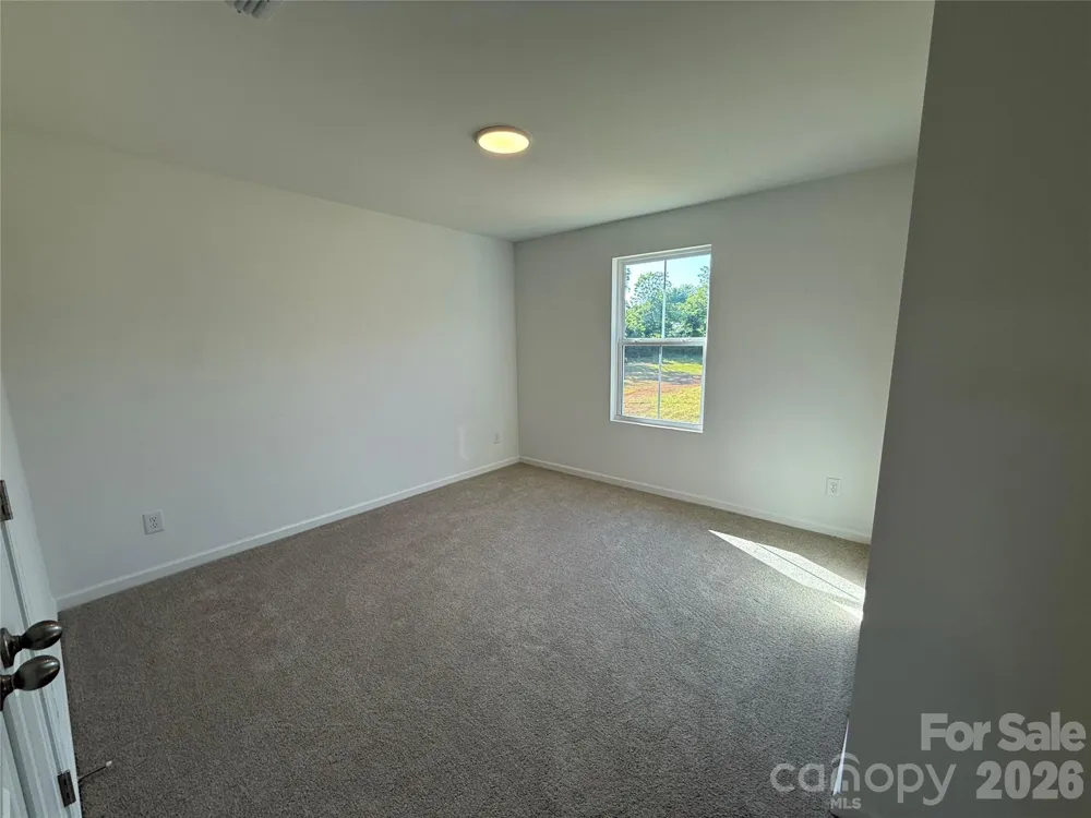 1575 Solitude Court Kannapolis, NC 28081