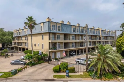921 Marine Drive #332