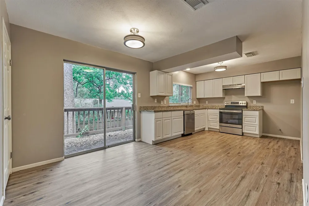 2051 Oak Shores Drive Kingwood, TX 77339