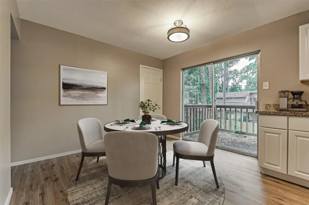 2051 Oak Shores Drive Kingwood, TX 77339