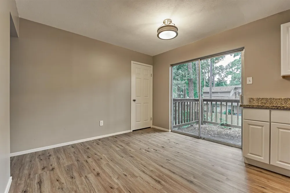 2051 Oak Shores Drive Kingwood, TX 77339