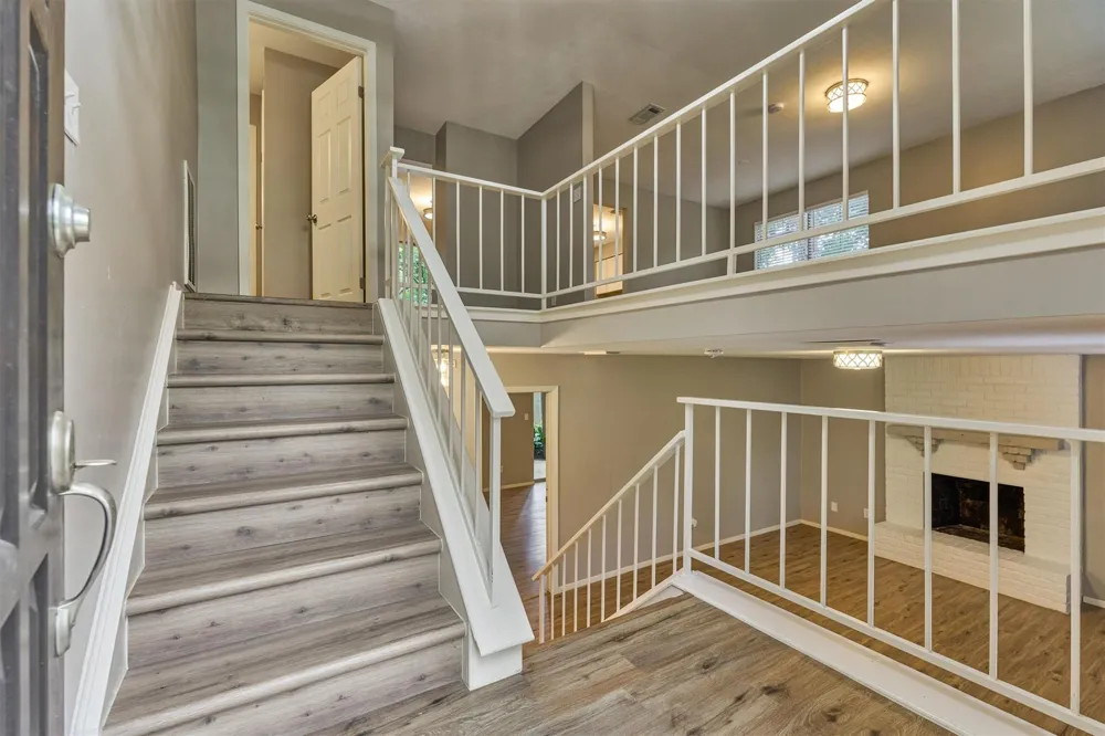 2051 Oak Shores Drive Kingwood, TX 77339