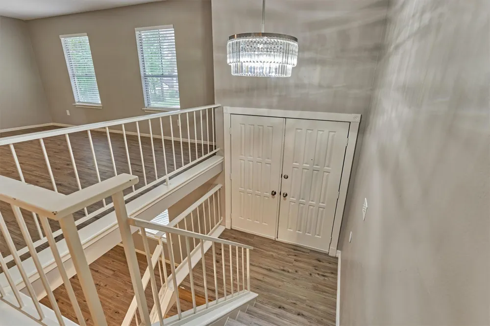 2051 Oak Shores Drive Kingwood, TX 77339