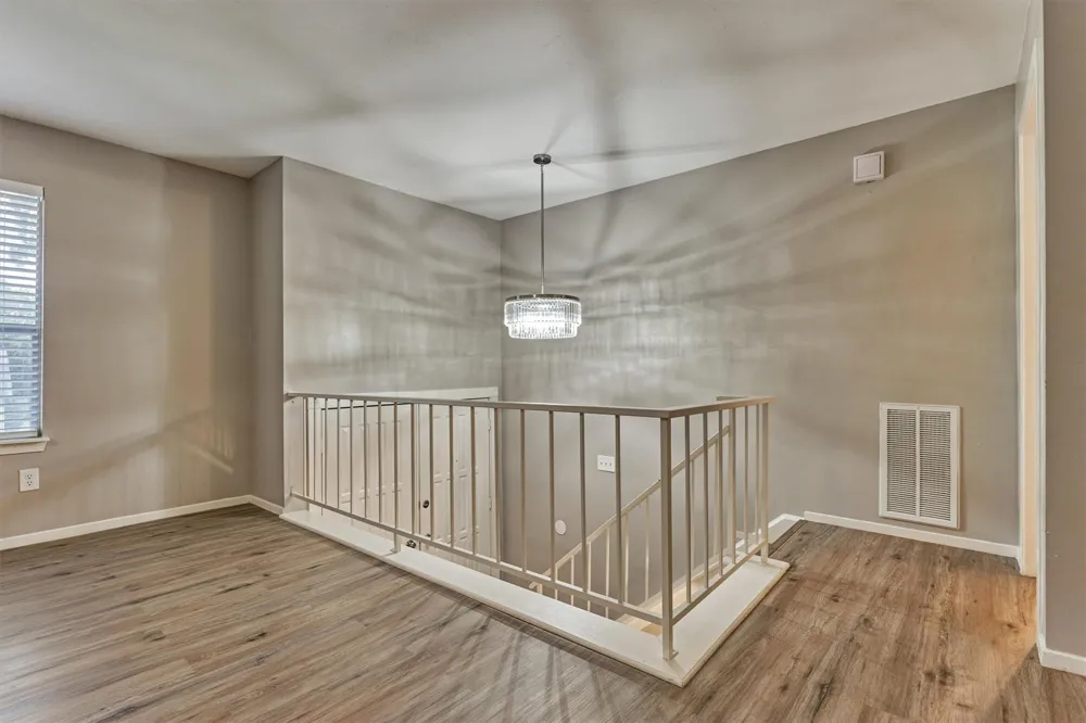 2051 Oak Shores Drive Kingwood, TX 77339