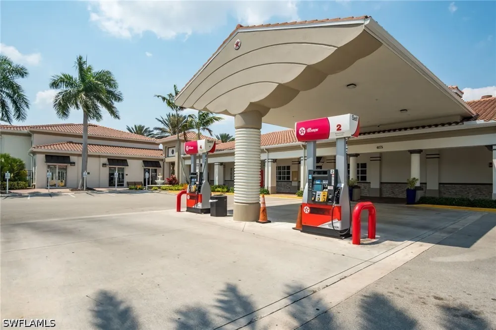 Ossabaw Way Naples, FL 34119