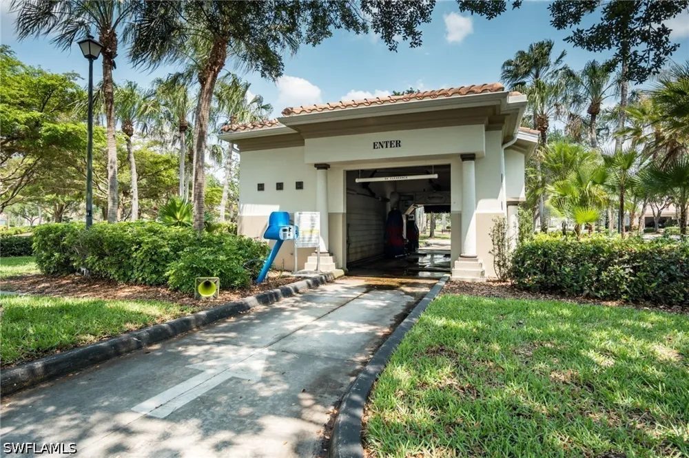 Ossabaw Way Naples, FL 34119