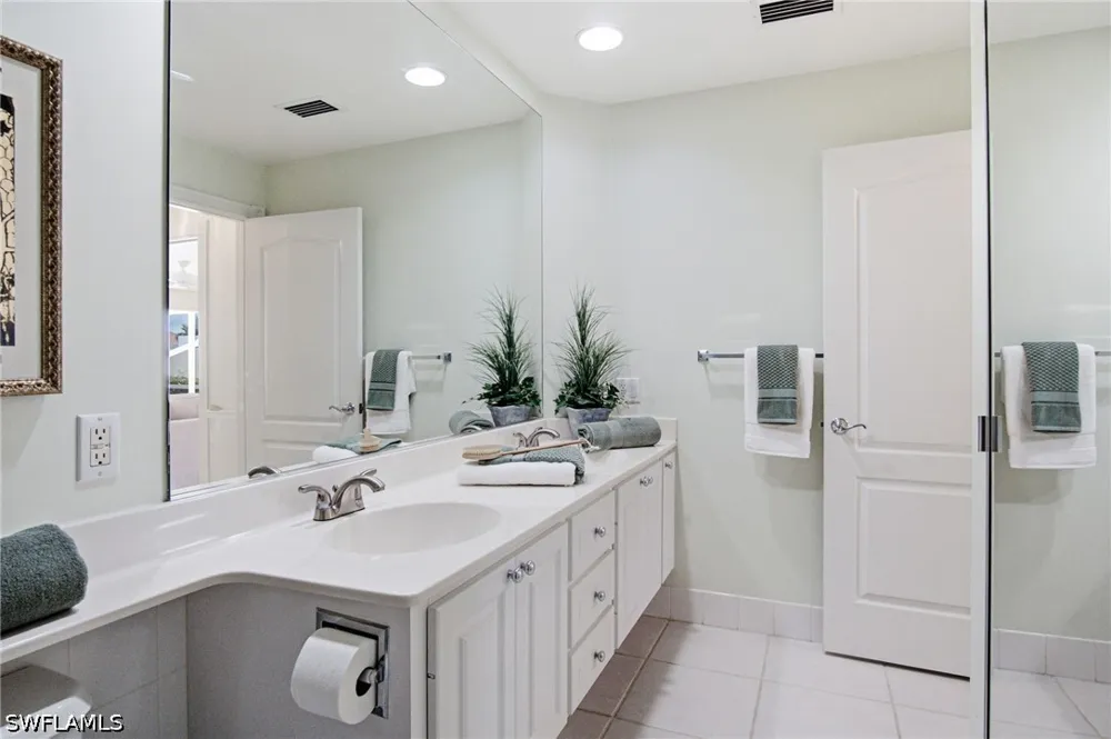 Ossabaw Way Naples, FL 34119