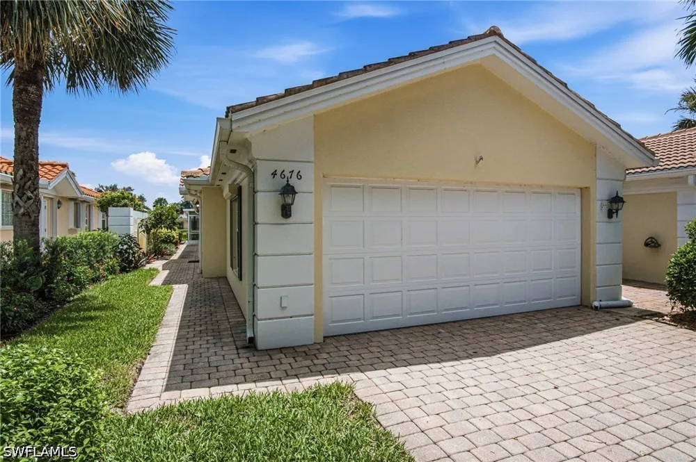 Ossabaw Way Naples, FL 34119