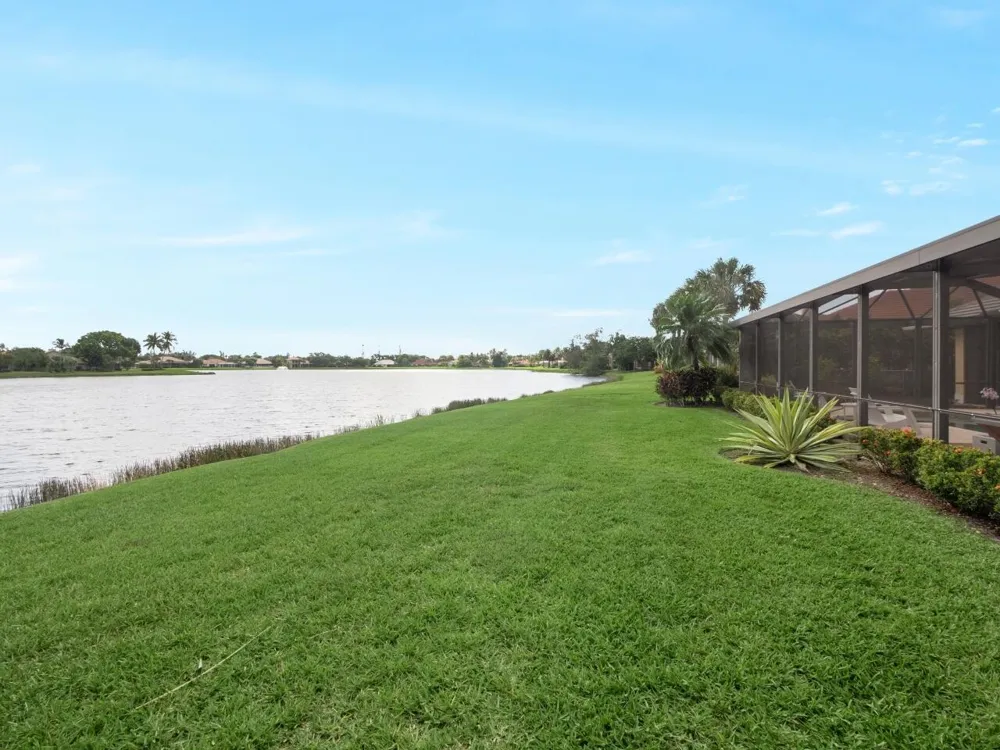 129 Brookhaven Court Palm Beach Gardens, FL 33418