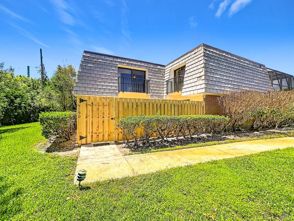 3192 SE BROOK STREET Stuart, FL 34997