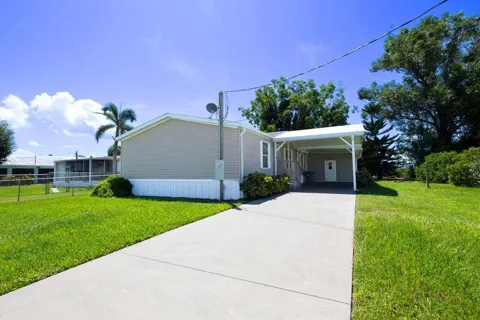 2208 SE 38TH TRAIL