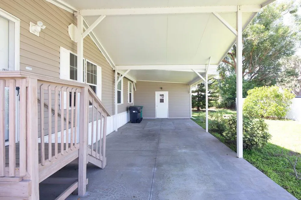 2208 SE 38TH TRAIL Okeechobee, FL 34974