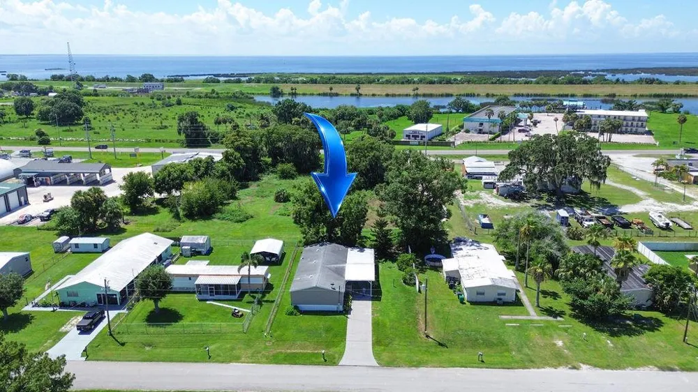 2208 SE 38TH TRAIL Okeechobee, FL 34974