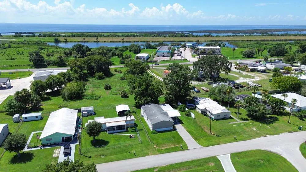 2208 SE 38TH TRAIL Okeechobee, FL 34974
