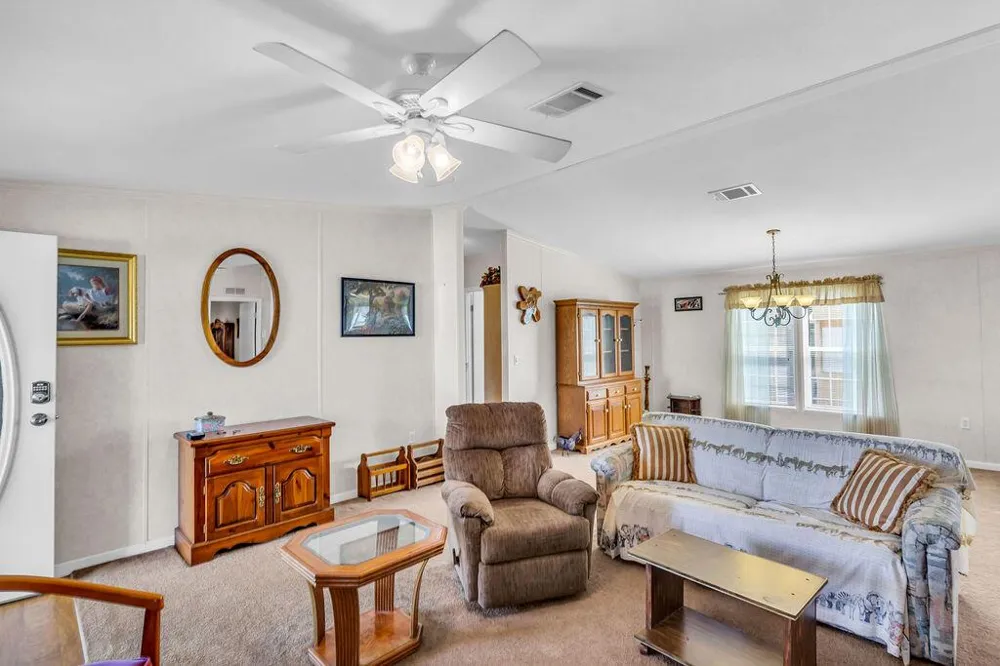 2208 SE 38TH TRAIL Okeechobee, FL 34974