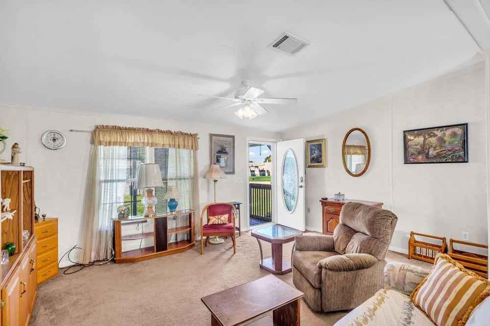 2208 SE 38TH TRAIL Okeechobee, FL 34974