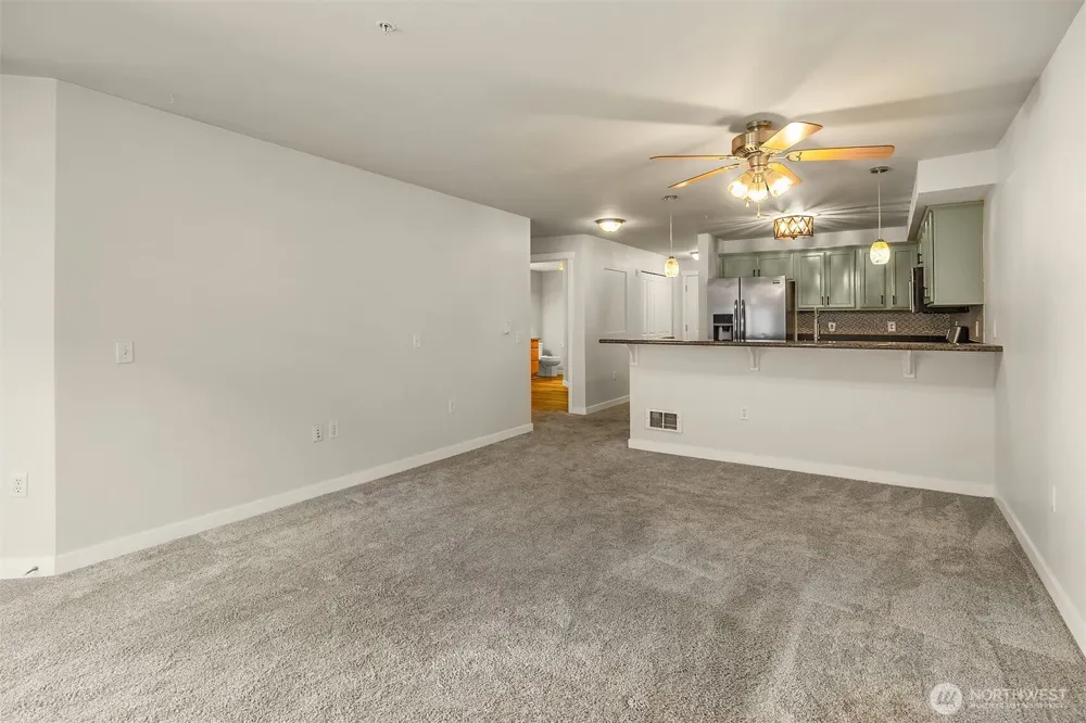 12534 15th Avenue NE #22 Seattle, WA 98125