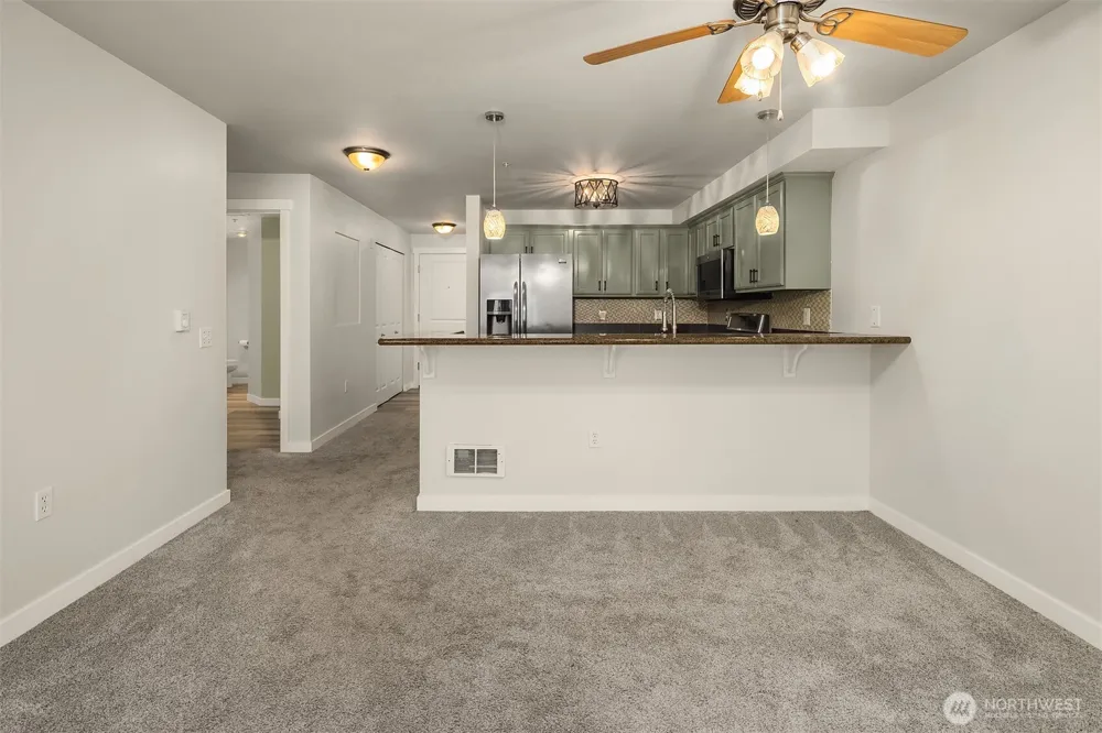 12534 15th Avenue NE #22 Seattle, WA 98125