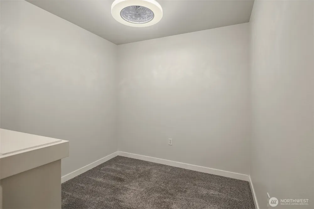 12534 15th Avenue NE #22 Seattle, WA 98125