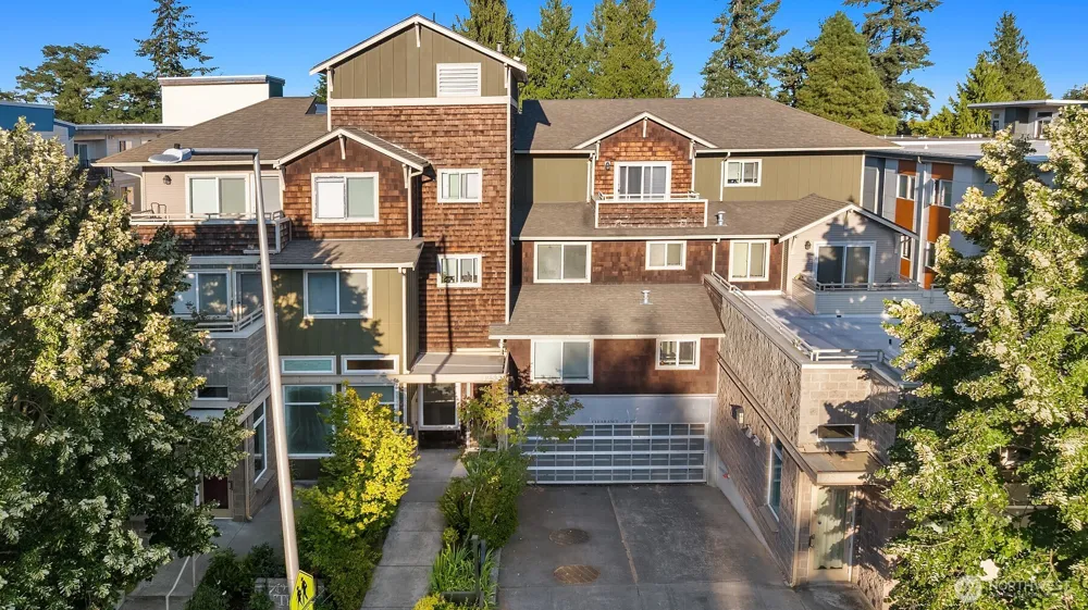 12534 15th Avenue NE #22 Seattle, WA 98125