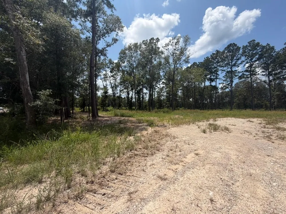 9870 Highway 326 Kountze, TX 77625