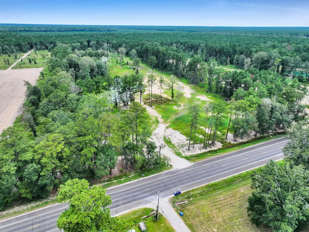 9870 Highway 326 Kountze, TX 77625