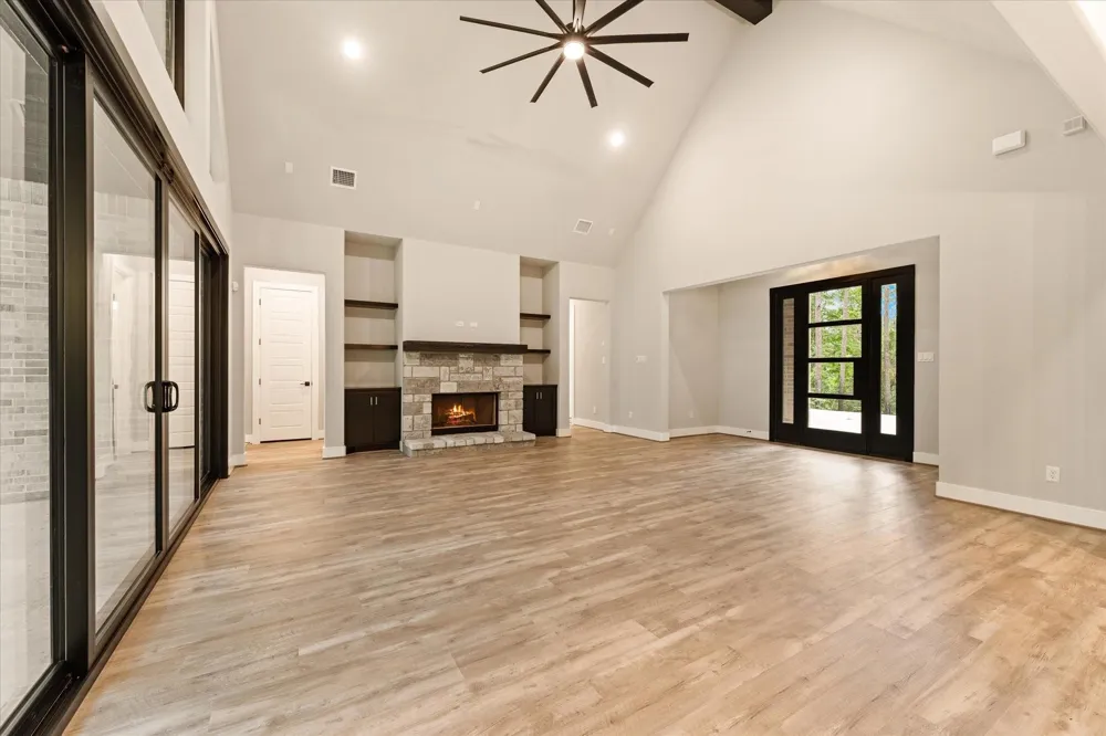 105 Sanctuary Road Huntsville, TX 77340