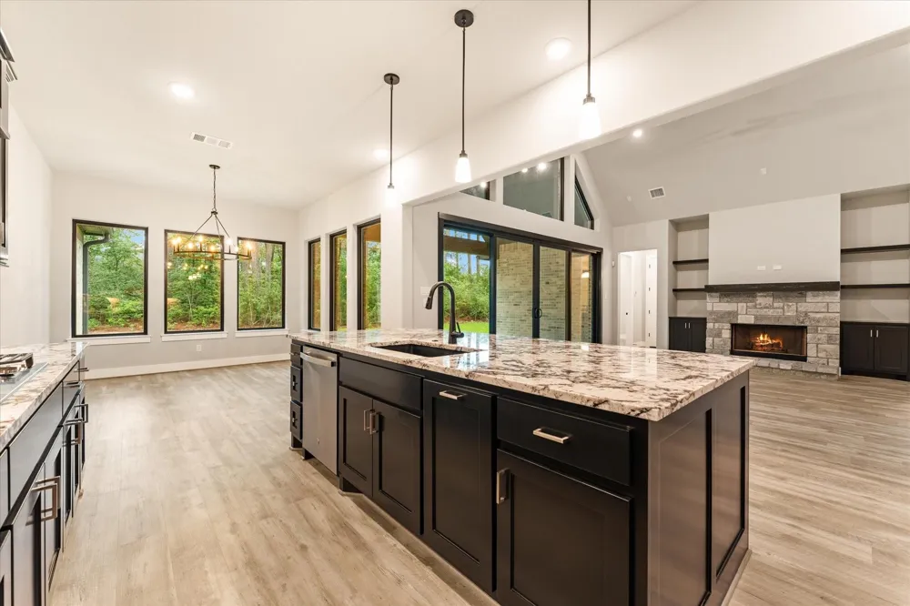 105 Sanctuary Road Huntsville, TX 77340