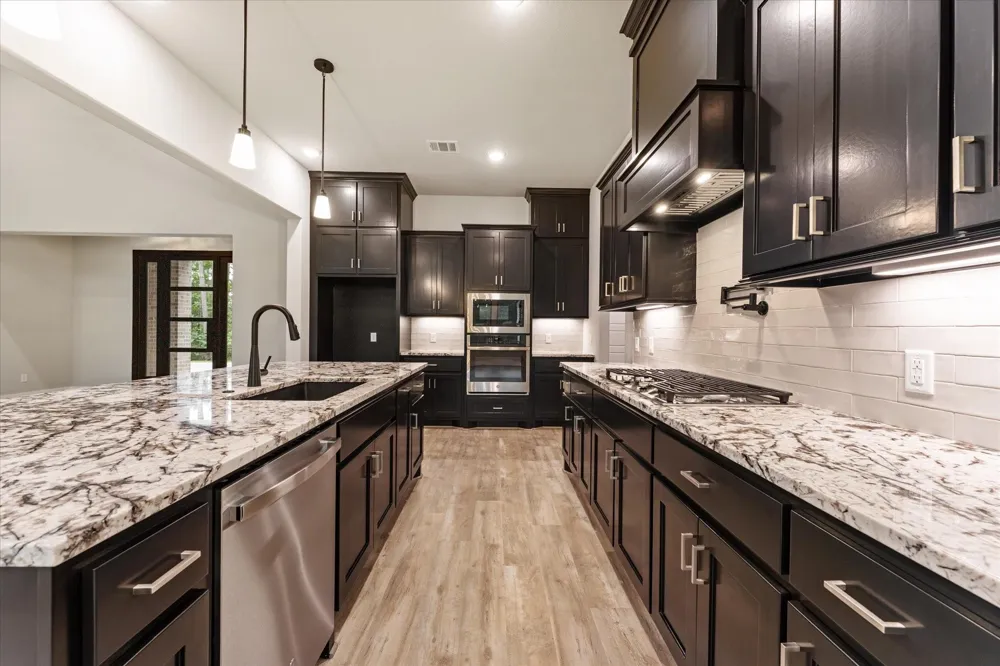 105 Sanctuary Road Huntsville, TX 77340